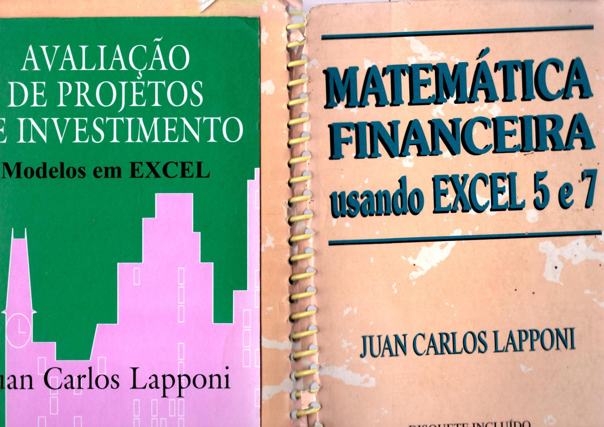 Livro de estudo sobre contratos bancários